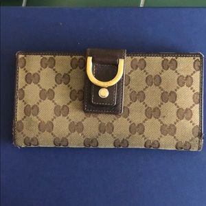 Gucci wallet